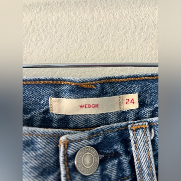 Levi’s Wedgie Jeans Size 24 - Picture 3 of 3
